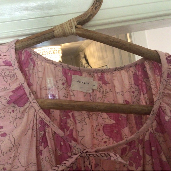 Share With top - Picture 2 of 4